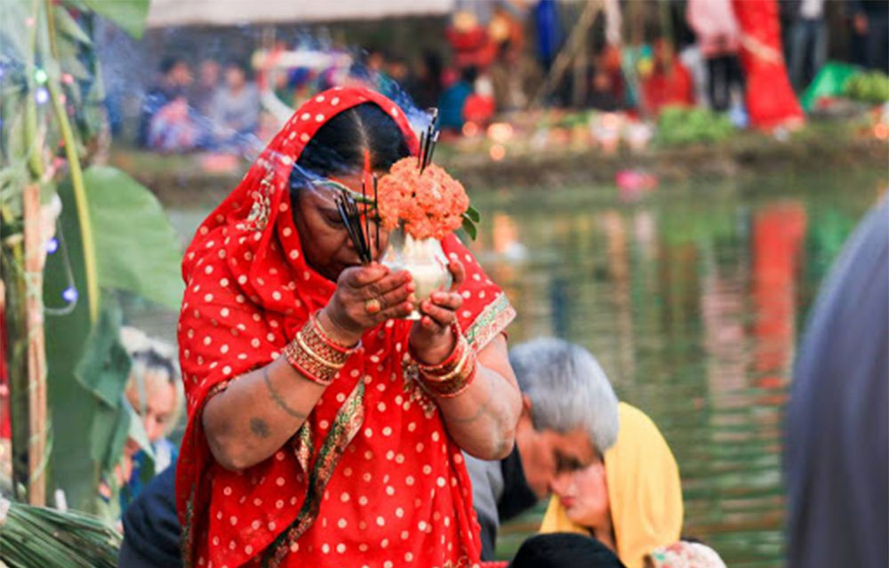 छठ पर्व विधिवत रुपमा शुरु ; ‘नहाय खाय’ गरिँदै