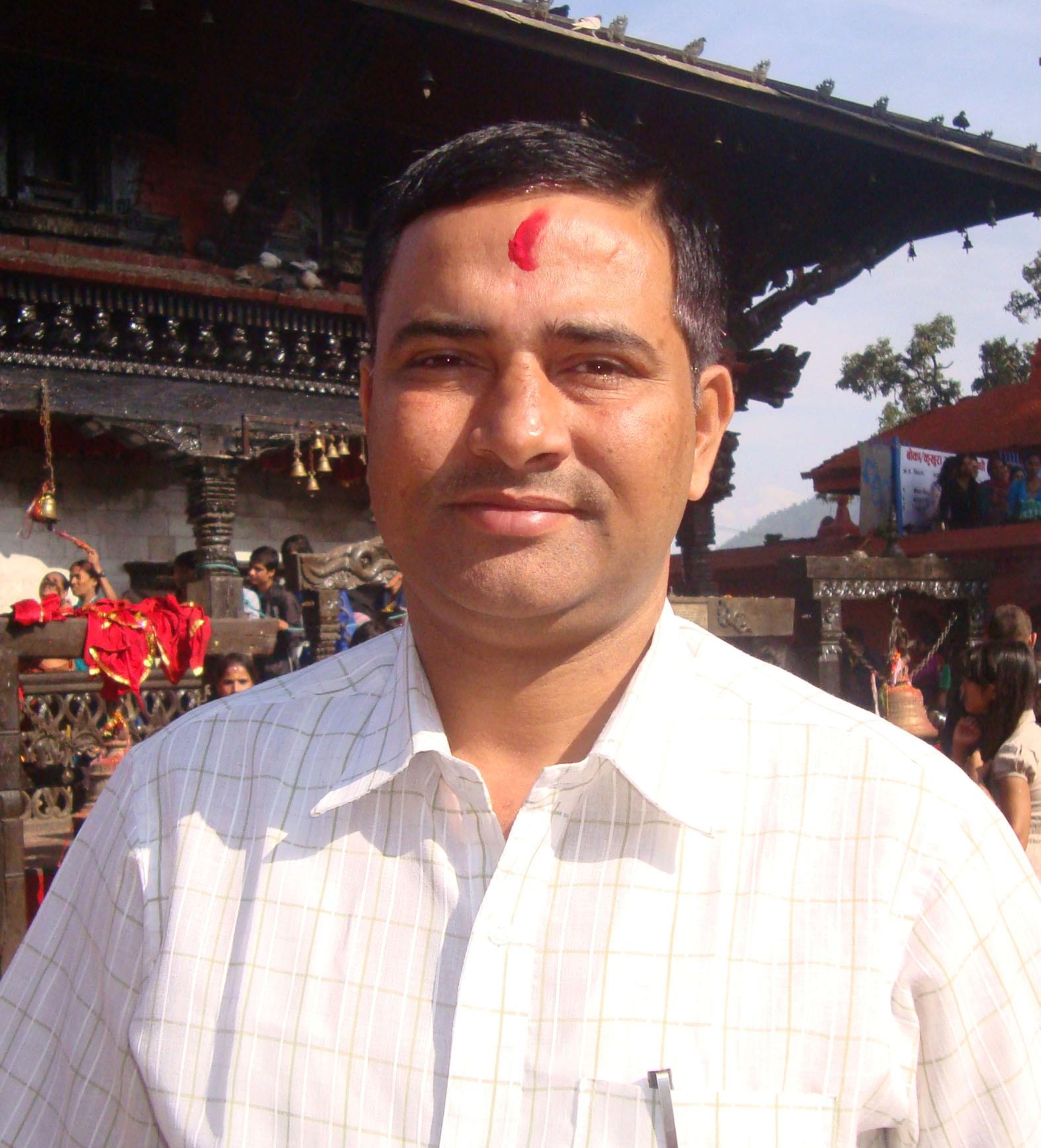 चितवन कांग्रेसको सभापतिमा राजेश्वर खनाल निर्विरोध निर्वाचित